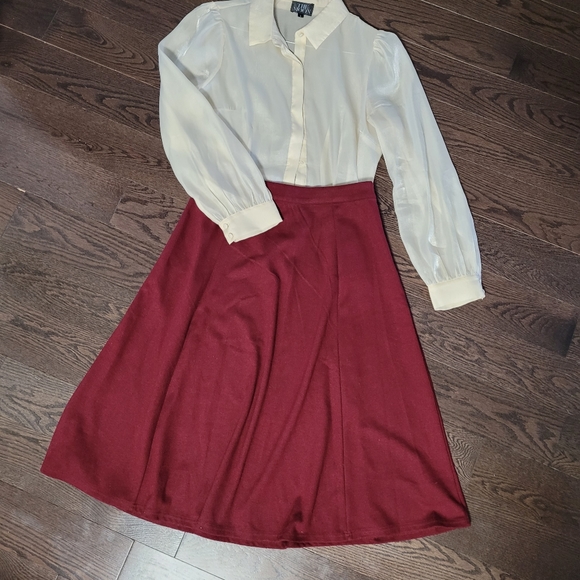 NEW GAP SKIRT (8) - Picture 1 of 11